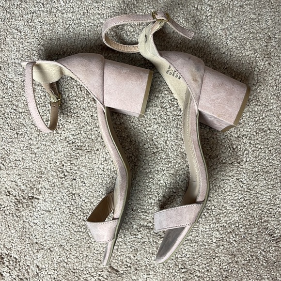Lulus open toed sandals in size 7.5, light pink - Picture 3 of 10